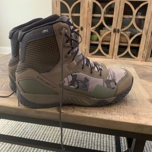 NWOT Under Armour Valsetz Boots Sz. 12